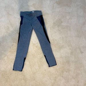 Athleta girl ankle length black and gray leggings